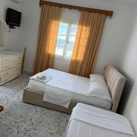 Dhoma Plazhi Mirjan Homestay Vlore